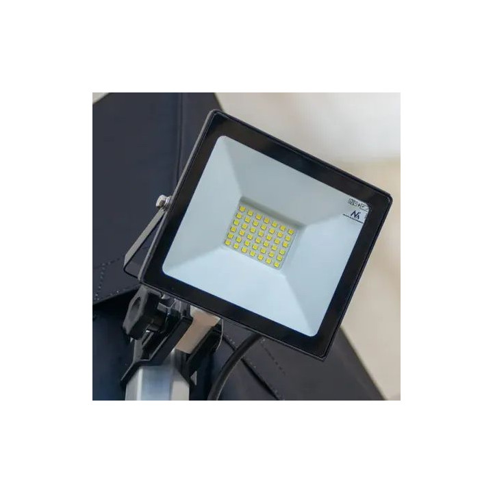 Oświetlenie LED halogen do namiotu stelażowego ekspres
